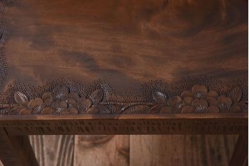 伝統工芸軽井沢彫　中古美品　ダイニングチェア(椅子)(定価約16万円)(1)