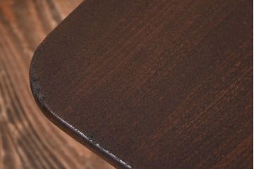 レトロ家具　小振りなサイズ!栓材一枚板　レトロなアンティークちゃぶ台(飾り台)(3)