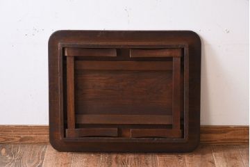 レトロ家具　小振りなサイズ!栓材一枚板　レトロなアンティークちゃぶ台(飾り台)(3)
