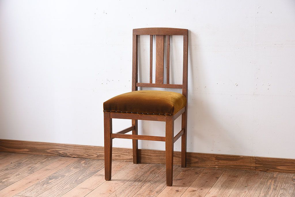 レトロ家具　ナラ材製!レトロでシンプルなアンティークチェア(椅子)