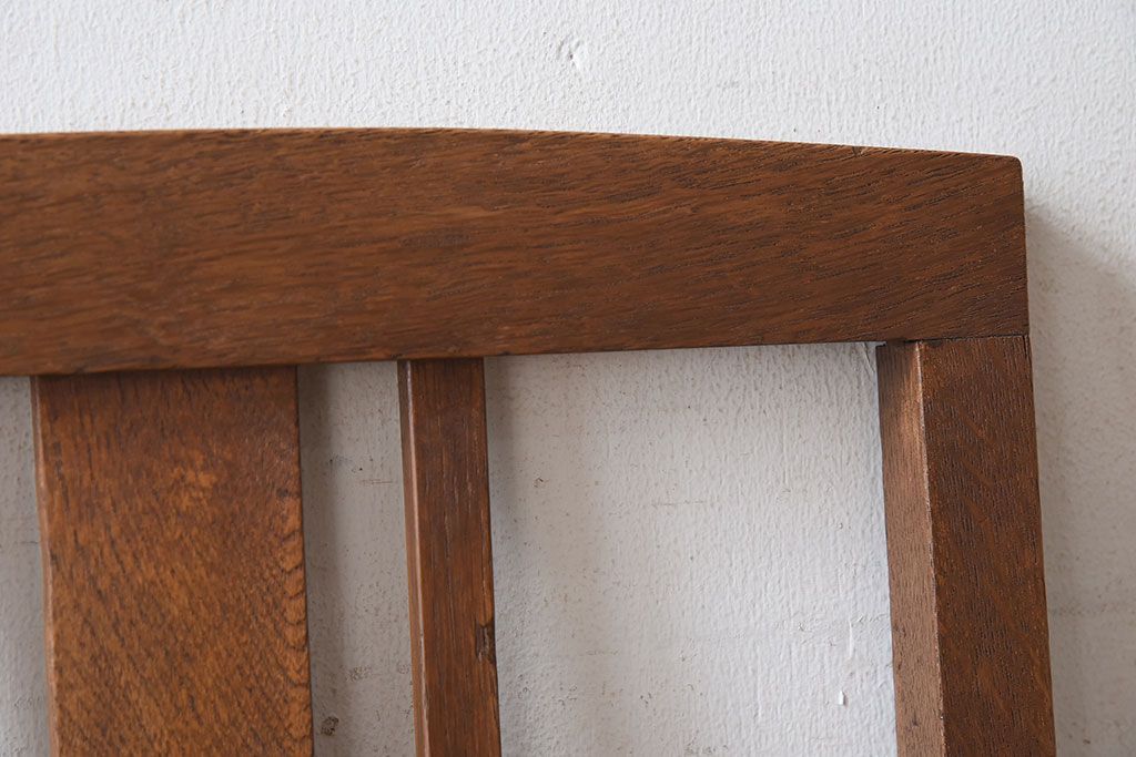 レトロ家具　ナラ材製!レトロでシンプルなアンティークチェア(椅子)