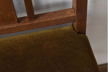 レトロ家具　ナラ材製!レトロでシンプルなアンティークチェア(椅子)