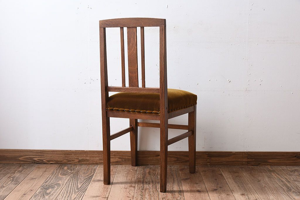 レトロ家具　ナラ材製!レトロでシンプルなアンティークチェア(椅子)