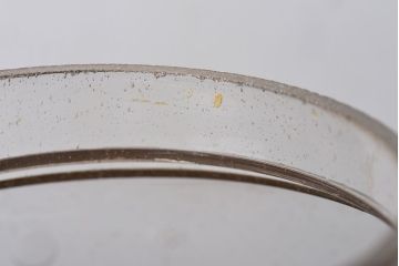 アンティーク雑貨　昭和レトロ　蓋付きのアンティークガラス瓶(角瓶)