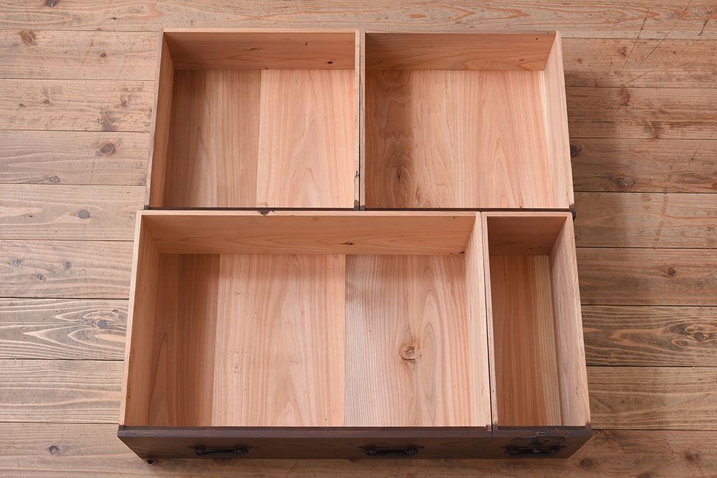 アンティーク家具　明治大正期　リサイズ品　アンティーク収納箪笥(帳場箪笥)