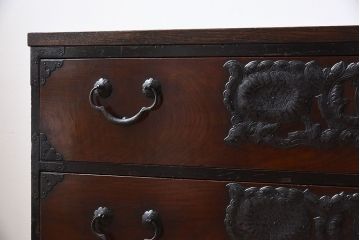 アンティーク家具　前面欅材　明治大正期　鉄脚付き!アンティーク仙台箪笥ローボード