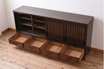 アンティーク家具　前面・鏡板欅材　明治大正期　脚付き!アンティーク時代箪笥サイドボード