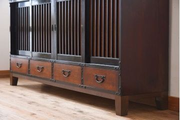 アンティーク家具　前面・鏡板欅材　明治大正期　脚付き!アンティーク時代箪笥サイドボード