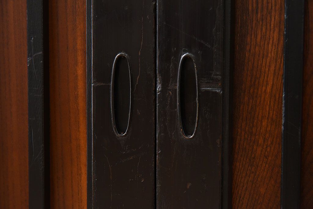 アンティーク家具　前面・鏡板欅材　明治大正期　脚付き!アンティーク時代箪笥サイドボード