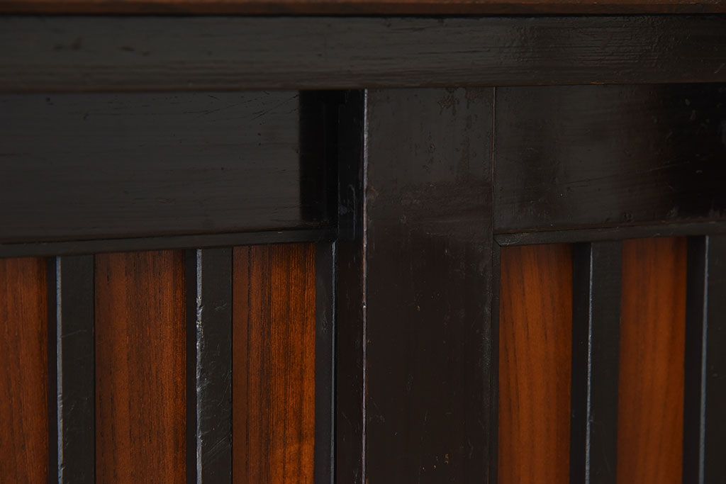 アンティーク家具　前面・鏡板欅材　明治大正期　脚付き!アンティーク時代箪笥サイドボード