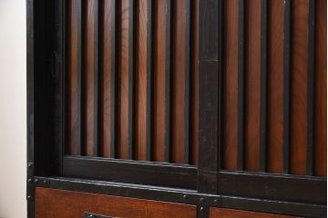 アンティーク家具　前面・鏡板欅材　明治大正期　脚付き!アンティーク時代箪笥サイドボード