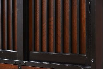 アンティーク家具　前面・鏡板欅材　明治大正期　脚付き!アンティーク時代箪笥サイドボード