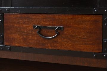 アンティーク家具　前面・鏡板欅材　明治大正期　脚付き!アンティーク時代箪笥サイドボード