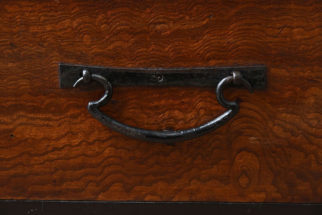 アンティーク家具　前面・鏡板欅材　明治大正期　脚付き!アンティーク時代箪笥サイドボード