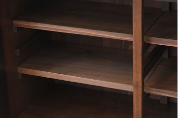 アンティーク家具　前面・鏡板欅材　明治大正期　脚付き!アンティーク時代箪笥サイドボード