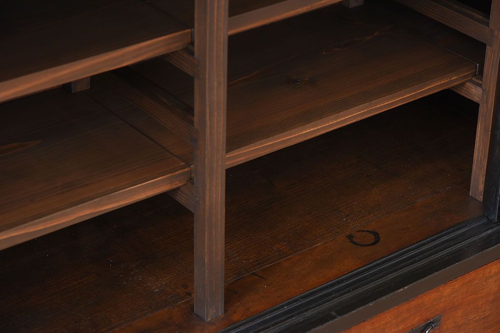 アンティーク家具　前面・鏡板欅材　明治大正期　脚付き!アンティーク時代箪笥サイドボード