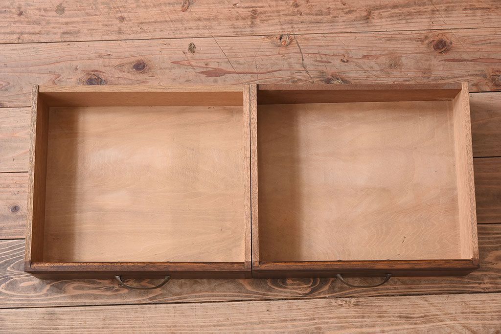 アンティーク家具　ネイビーペイント　古いナラ材のアンティークブックケース(本箱)