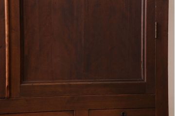 アンティーク家具　観音扉の大きなアンティーク収納棚(戸棚)