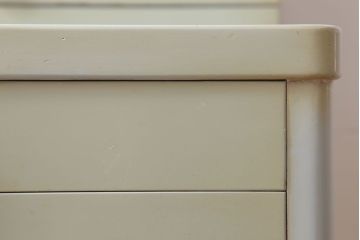 レトロ家具　和製アンティーク　レトロモダンなデンタルキャビネット