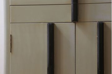 レトロ家具　和製アンティーク　レトロモダンなデンタルキャビネット