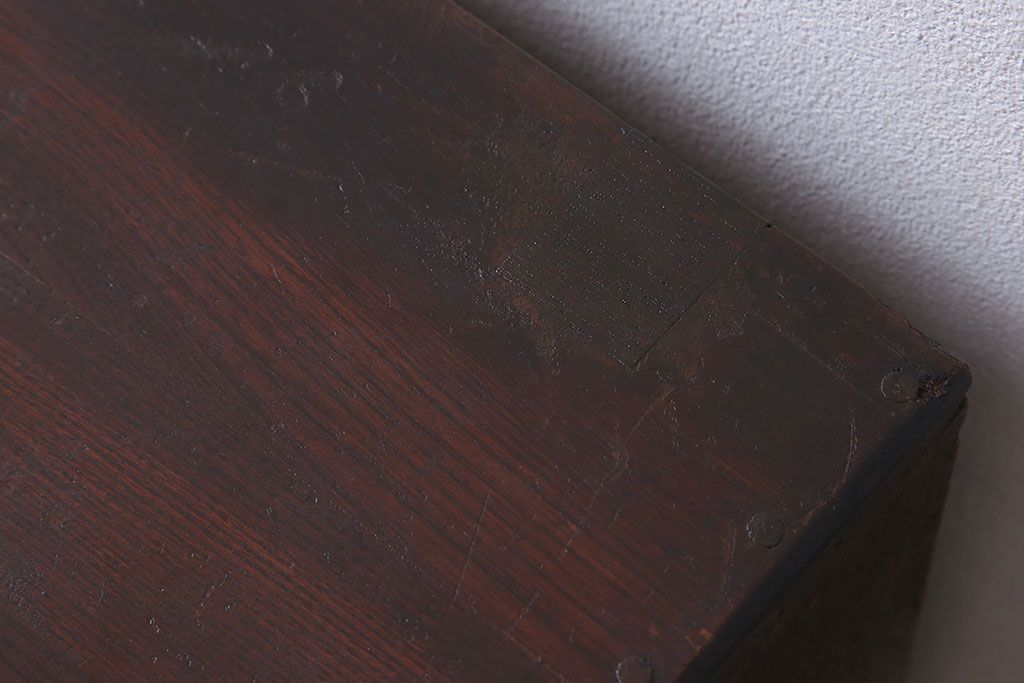 レトロ家具　レトロスタイル　栓材!チェッカーガラス入りのアンティーク収納棚(茶箪笥)