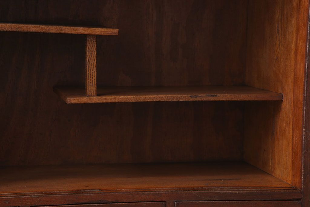 レトロ家具　レトロスタイル　栓材!チェッカーガラス入りのアンティーク収納棚(茶箪笥)