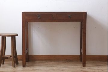 アンティーク家具　透かし彫りが美しいアンティークコンソールテーブル