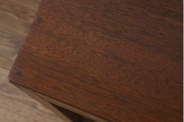 アンティーク家具　透かし彫りが美しいアンティークコンソールテーブル