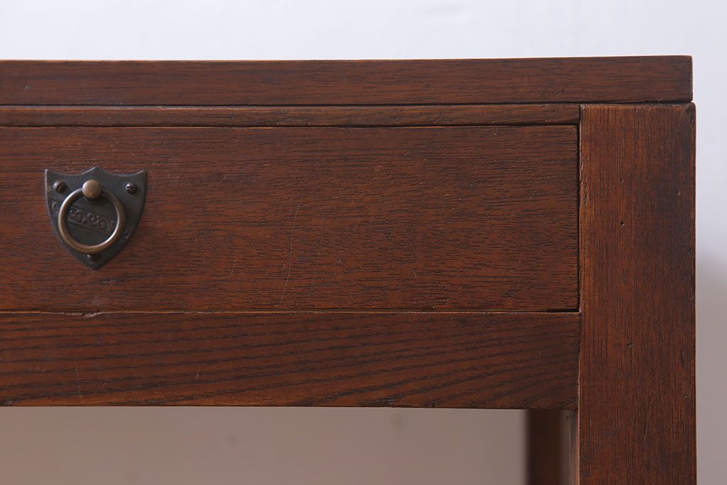 アンティーク家具　透かし彫りが美しいアンティークコンソールテーブル