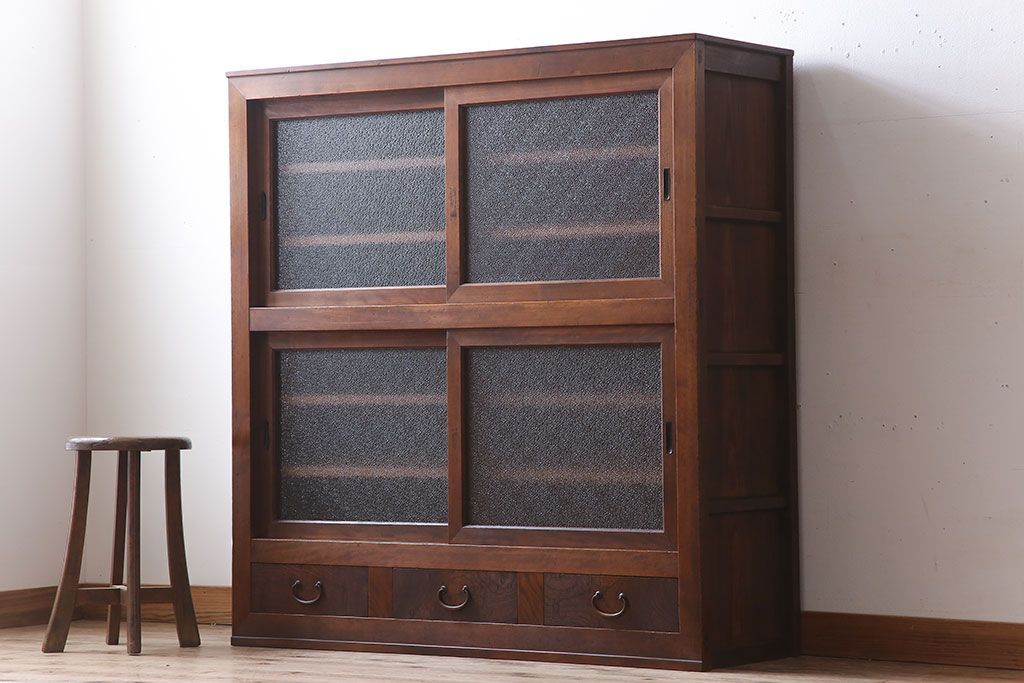 アンティーク家具　前面檜材・前板欅材　和製アンティークの大ぶり収納棚