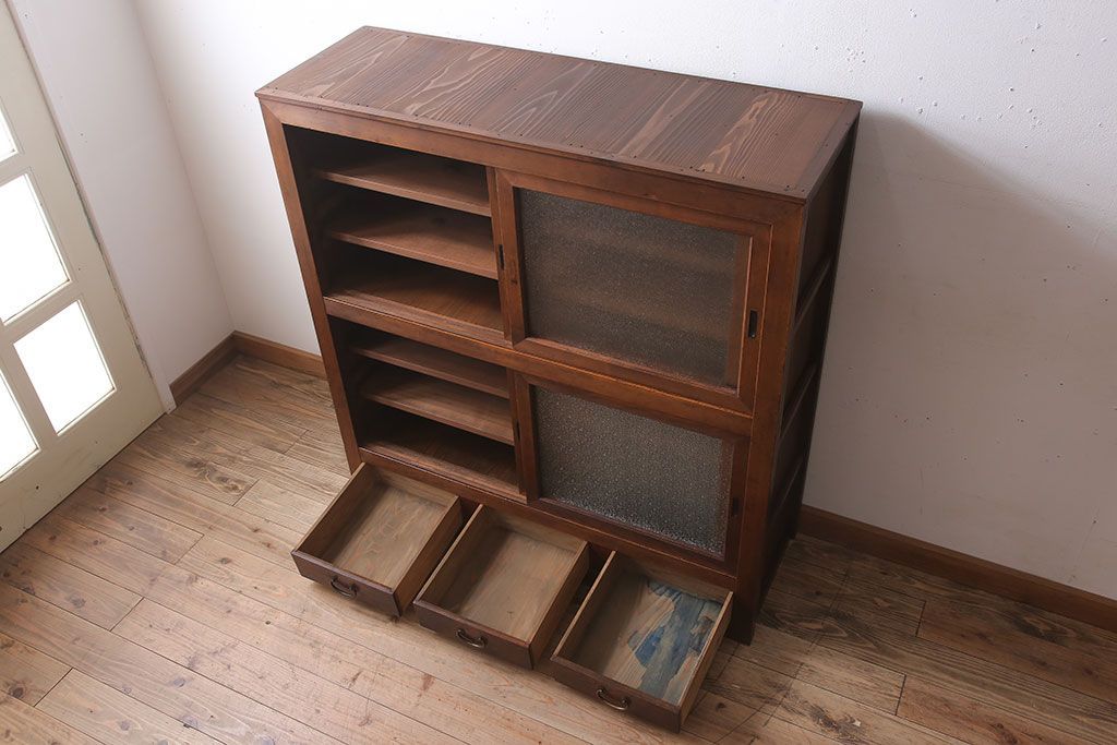 アンティーク家具　前面檜材・前板欅材　和製アンティークの大ぶり収納棚