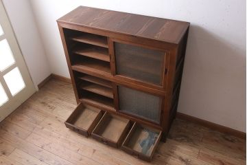 アンティーク家具　前面檜材・前板欅材　和製アンティークの大ぶり収納棚