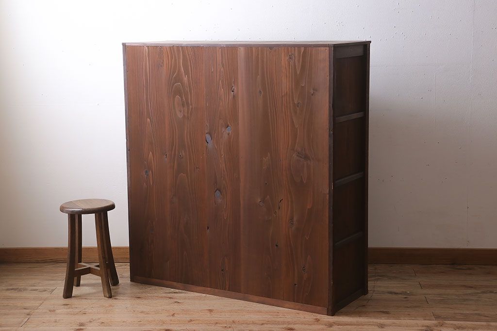 アンティーク家具　前面檜材・前板欅材　和製アンティークの大ぶり収納棚