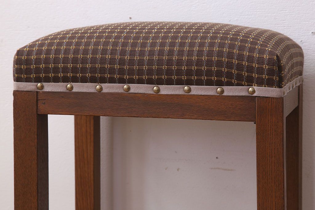 レトロ家具　古い木のレトロなクッション座面角スツール(3)