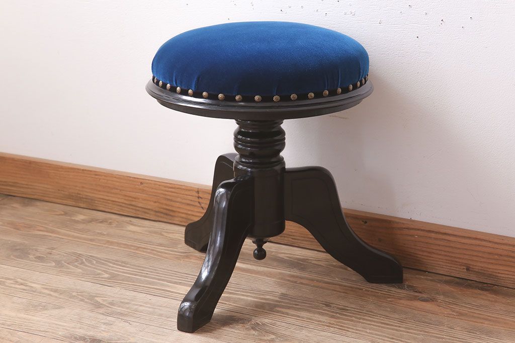 アンティーク家具　アンティーク　クッション座面!古い木製のおしゃれな回転スツール