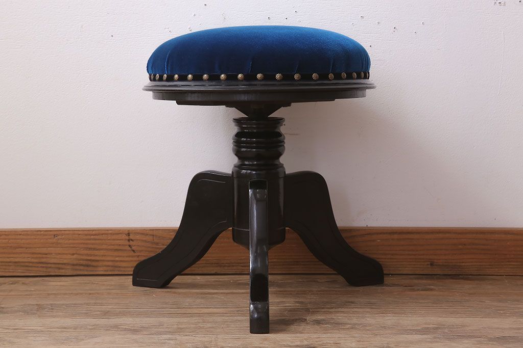 アンティーク家具　アンティーク　クッション座面!古い木製のおしゃれな回転スツール