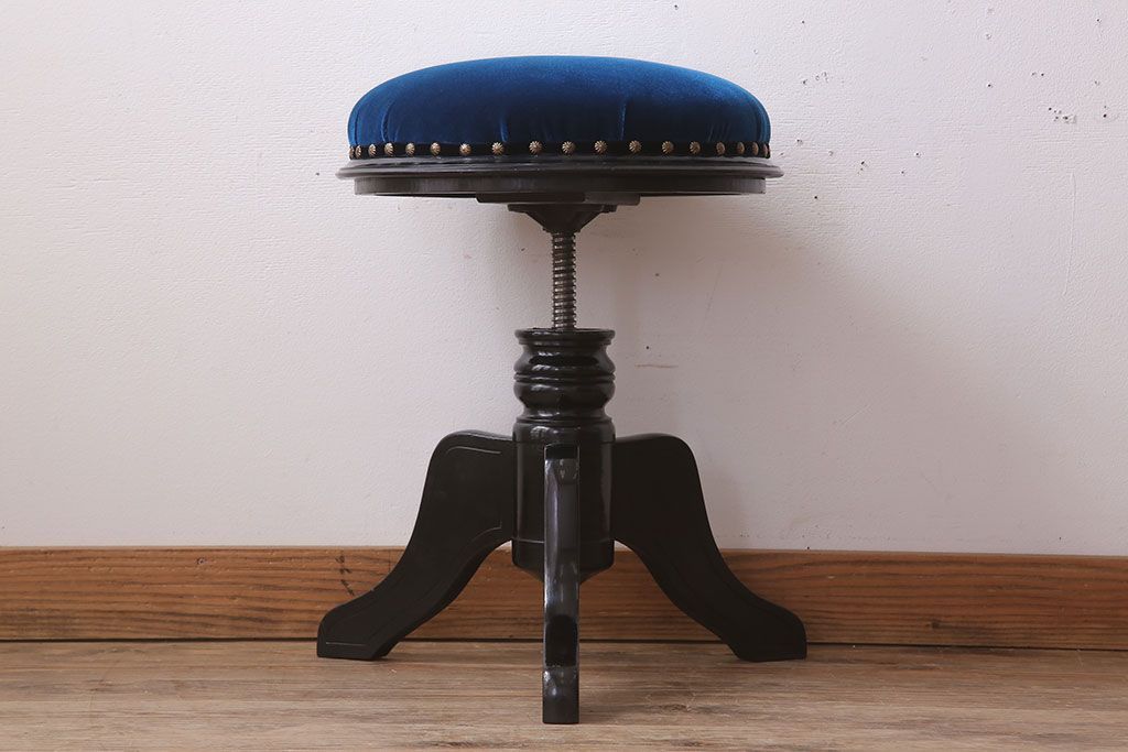 アンティーク家具　アンティーク　クッション座面!古い木製のおしゃれな回転スツール