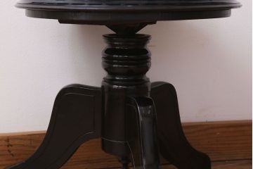 アンティーク家具　アンティーク　クッション座面!古い木製のおしゃれな回転スツール