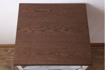 アンティーク雑貨　インダストリアル　ビンテージ　アイアン製のペイントチェスト(2)