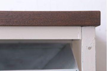 アンティーク雑貨　インダストリアル　ビンテージ　アイアン製のペイントチェスト(2)