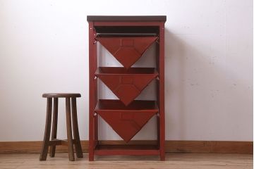 アンティーク雑貨　インダストリアル　ビンテージ　アイアン製のペイントチェスト(1)