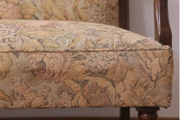 ヴィンテージ家具　国産　神戸家具　ビンテージ　ゴブラン織り座面!ナラ材製の花柄ソファ