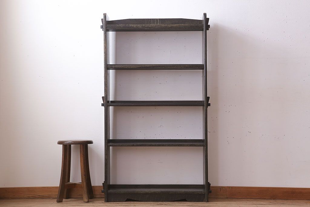 レトロ家具　ラワン材製　古い木のレトロな楔(くさび)式本棚(ディスプレイラック)(3)