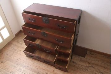 アンティーク家具　アンティーク　前面欅材　大ぶりな重ね二本松箪笥
