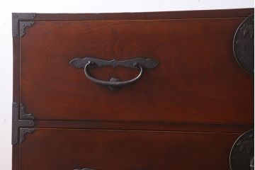 アンティーク家具　アンティーク　前面欅材　大ぶりな重ね二本松箪笥