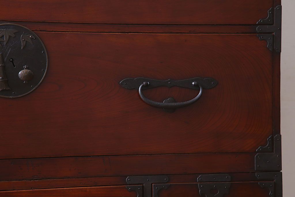 アンティーク家具　アンティーク　前面欅材　大ぶりな重ね二本松箪笥