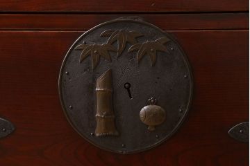 アンティーク家具　アンティーク　前面欅材　大ぶりな重ね二本松箪笥