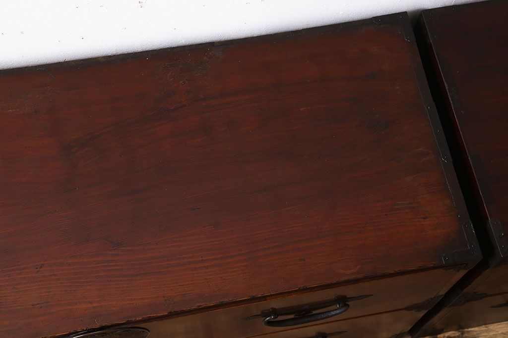 アンティーク家具　アンティーク　前面欅材　大ぶりな重ね二本松箪笥