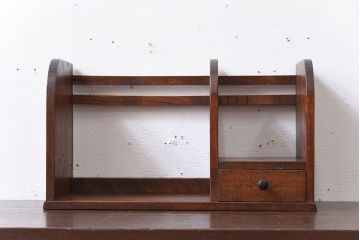アンティーク雑貨　引き出し付き　栓材製　古い木味のレトロなアンティーク本立て