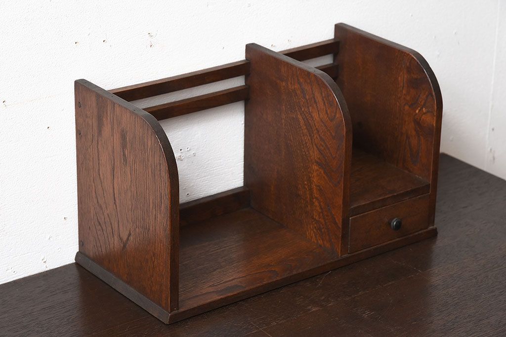 アンティーク雑貨　引き出し付き　栓材製　古い木味のレトロなアンティーク本立て